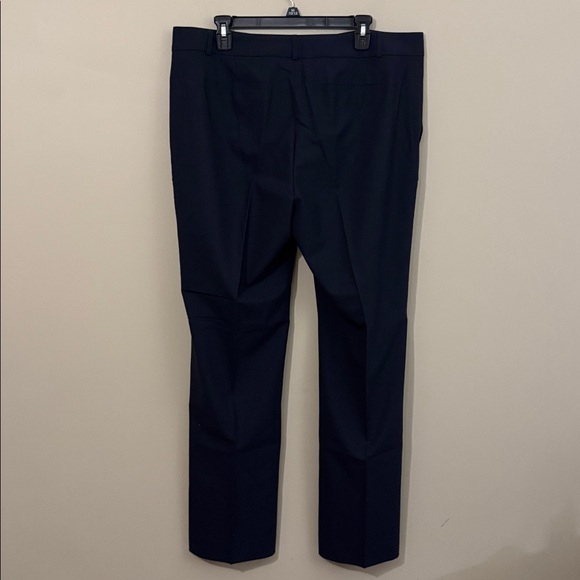 NWT Banana Republic MARTIN FIT LIGHTWEIGHT WOOL STRAIGHT LEG PANT, Navy, size 16 - Picture 7 of 10